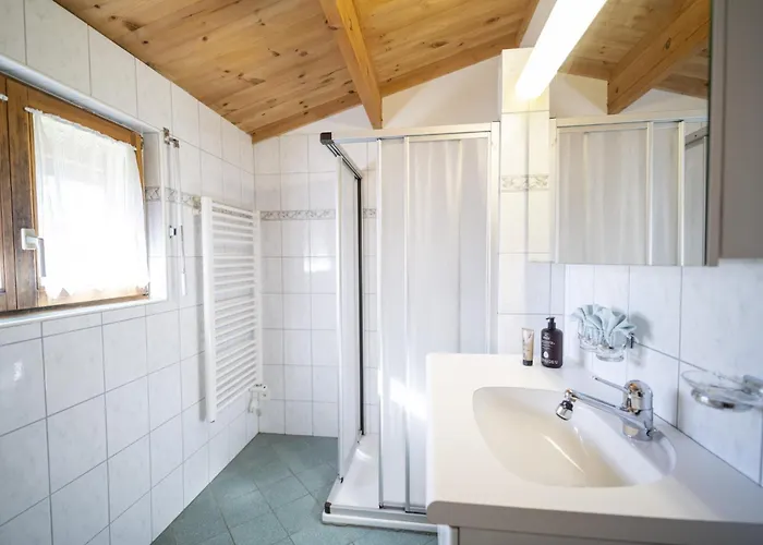 Chasa Avant Porta 木屋 Ramosch