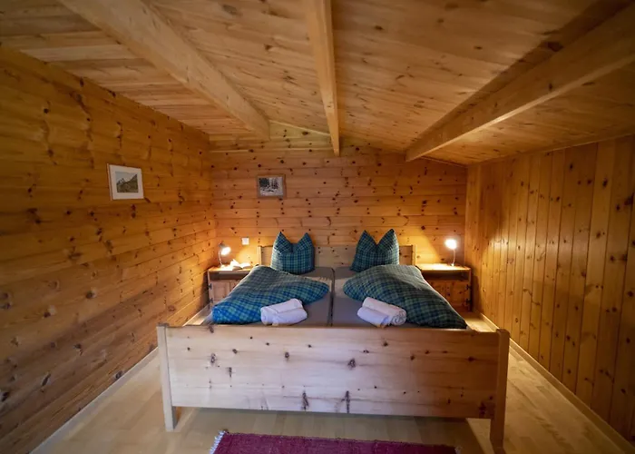 Chasa Avant Porta 木屋 Ramosch